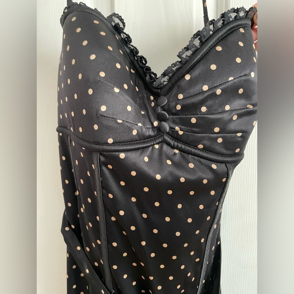 2000s Bebe Sexy Silk Polka Dot Midi Dress - Picture 2 of 10